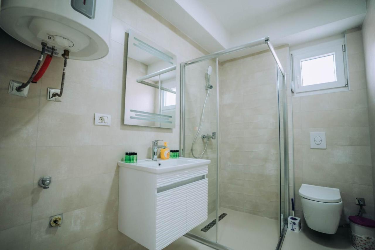 Darki Apartments 4 - Very Central 100 Square Meters,Two Bedrooms,Free Parking أوهغيد المظهر الخارجي الصورة