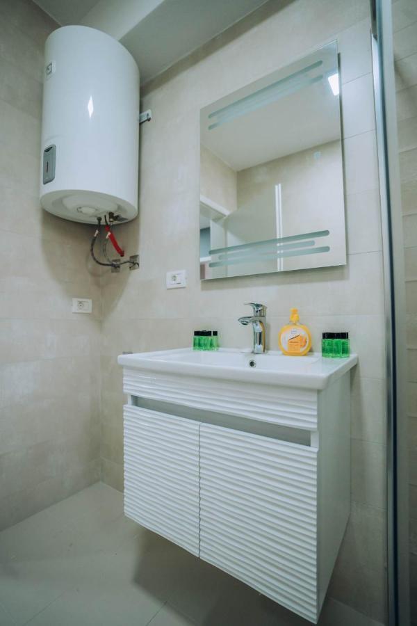 Darki Apartments 4 - Very Central 100 Square Meters,Two Bedrooms,Free Parking أوهغيد المظهر الخارجي الصورة